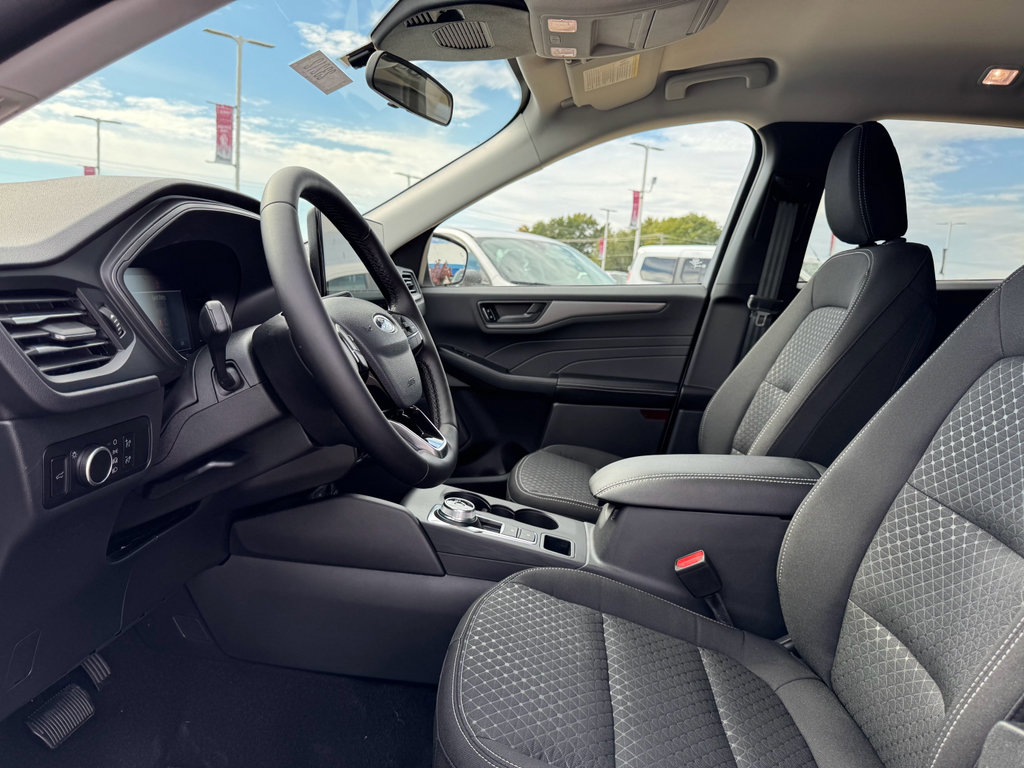 New 2026 Ford Escape Active image 27