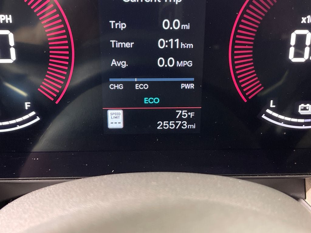 Certified 2025 Hyundai Sonata SEL FWD image 21