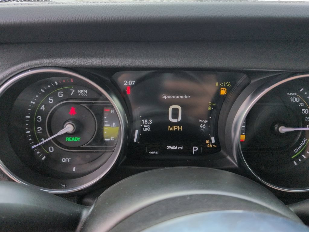Used 2022 Jeep Wrangler Unlimited Sahara w/ Cold Weather Group AWD/4WD image 21