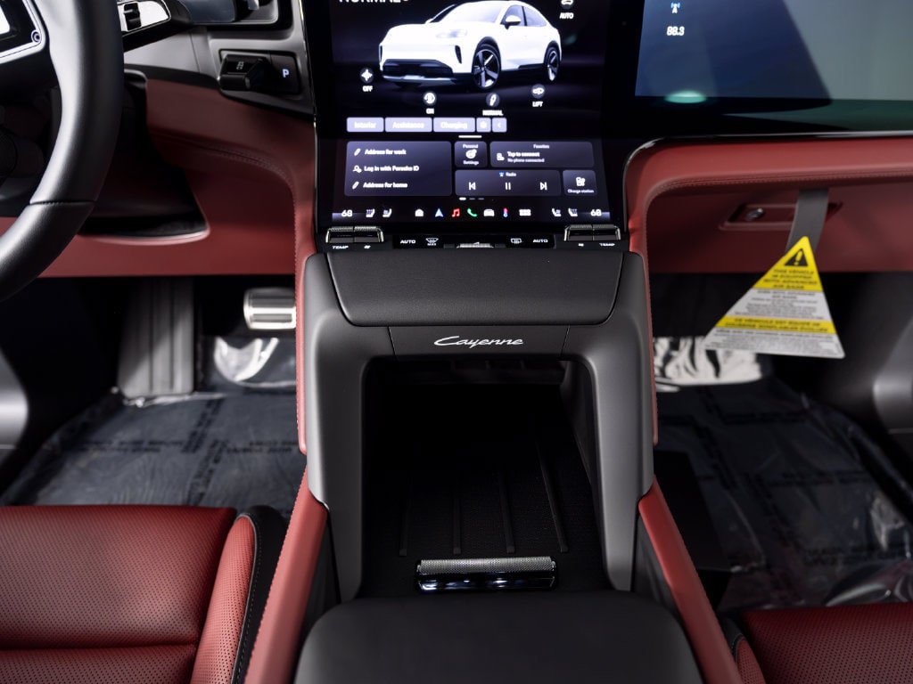 New 2026 Porsche Cayenne S AWD/4WD image 34
