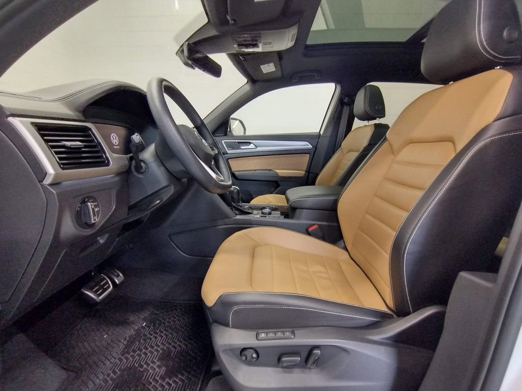Used 2023 Volkswagen Atlas Cross Sport SEL Premium R-Line image 22