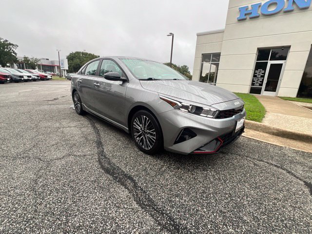 Used 2023 Kia Forte GT-Line w/ GT-Line Technology Package FWD image 6