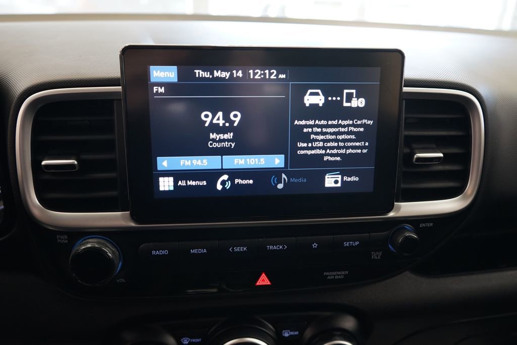 Used 2020 Hyundai Venue SEL FWD image 31
