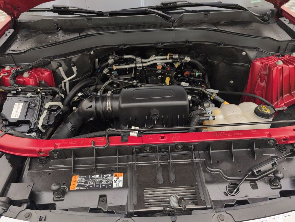 Certified 2022 Ford Explorer XLT w/ Equipment Group 202A image 47