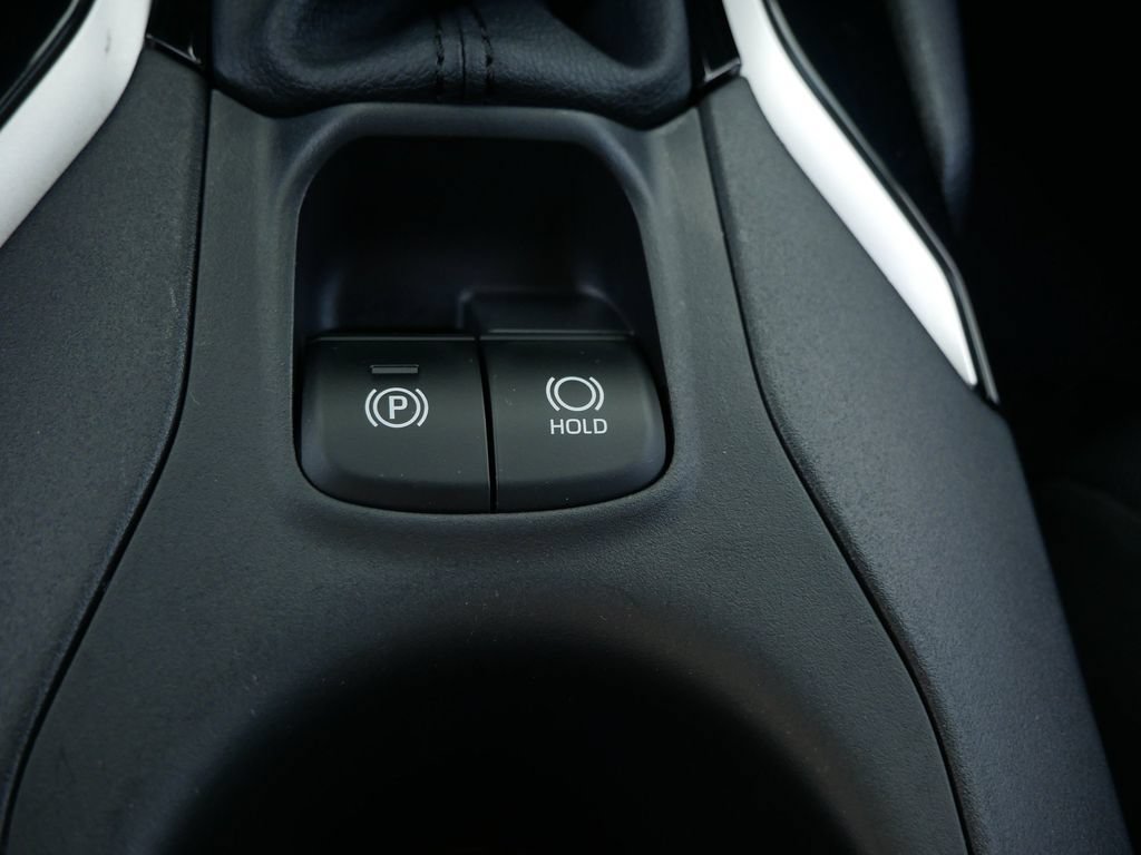 Certified 2024 Toyota Corolla Cross LE AWD/4WD image 22
