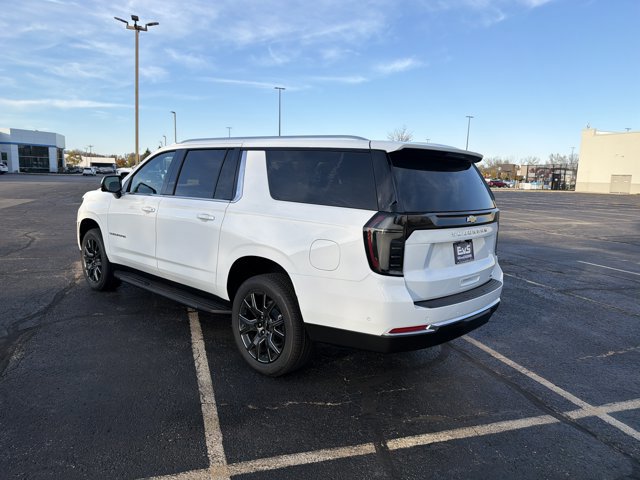 New 2026 Chevrolet Suburban LT w/ Comfort Package image 7