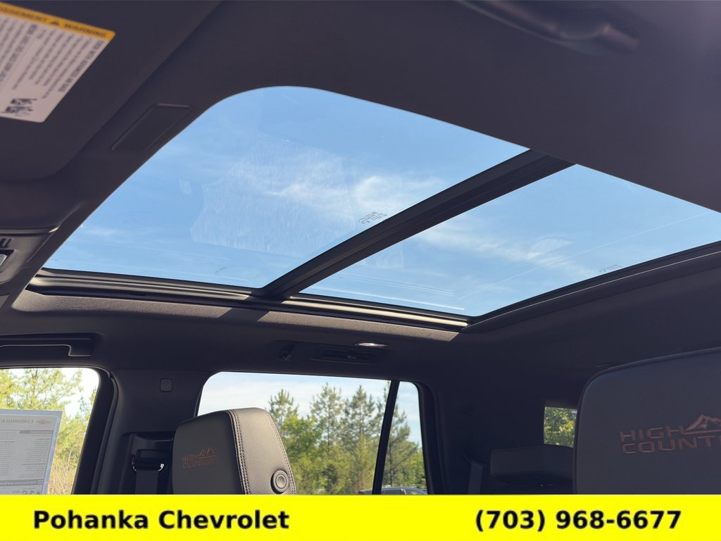 New 2026 Chevrolet Tahoe High Country w/ Sun And Tow Package AWD/4WD image 22