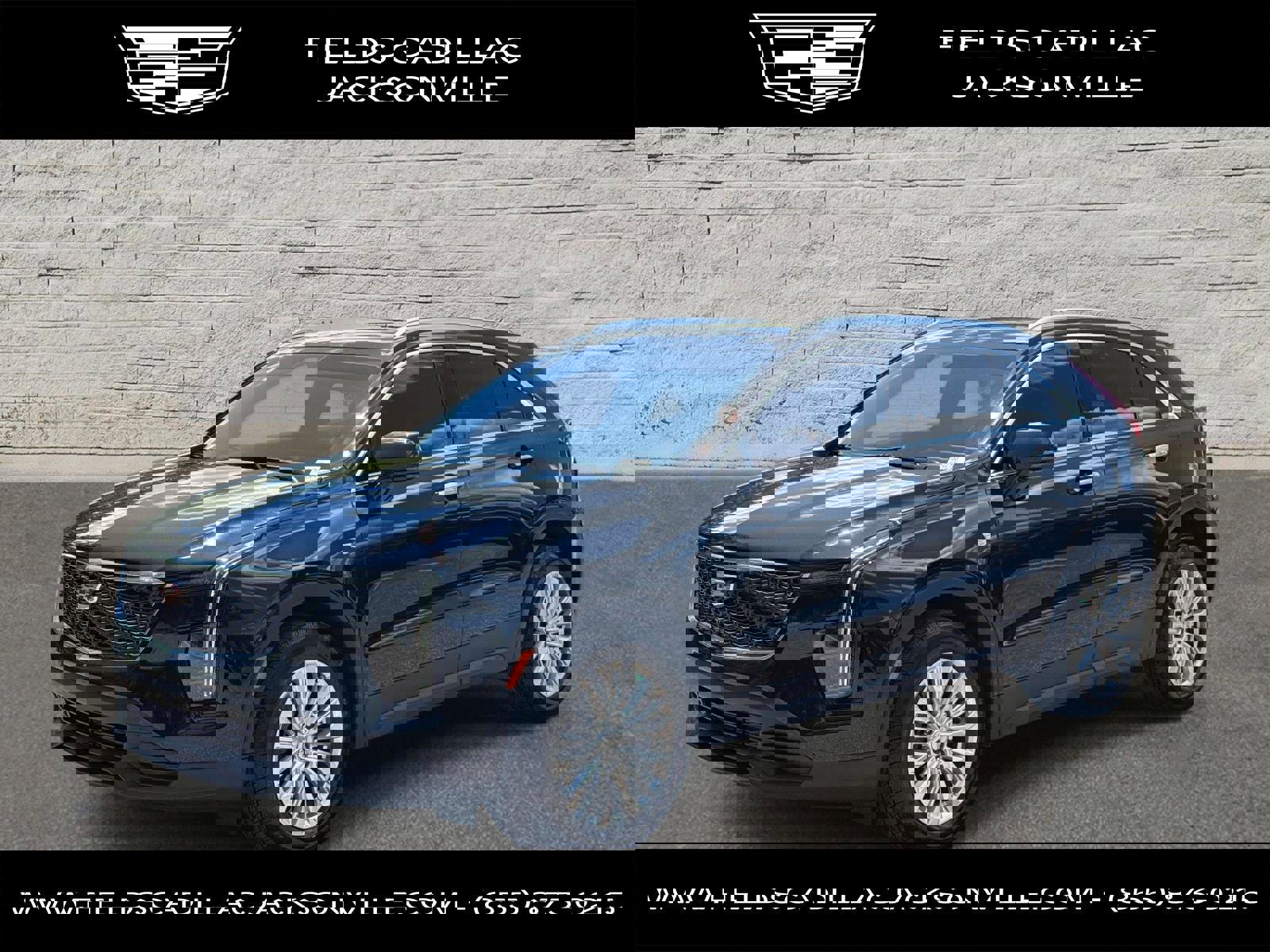 Used 2024 Cadillac XT4 Luxury w/ Cold Weather Package FWD image 1