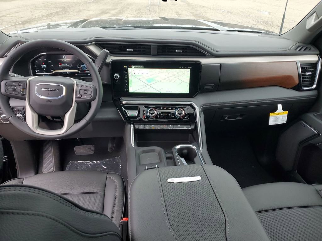 New 2025 GMC Sierra 3500 Denali w/ Denali Reserve Package image 22