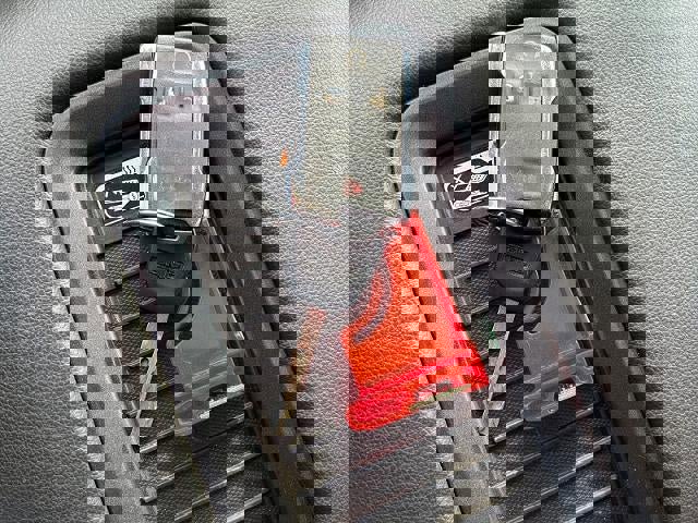 Used 2018 GMC Sierra 2500 SLT image 30