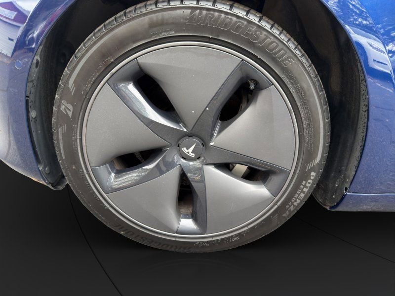 Used 2018 Tesla Model 3 Long Range image 24