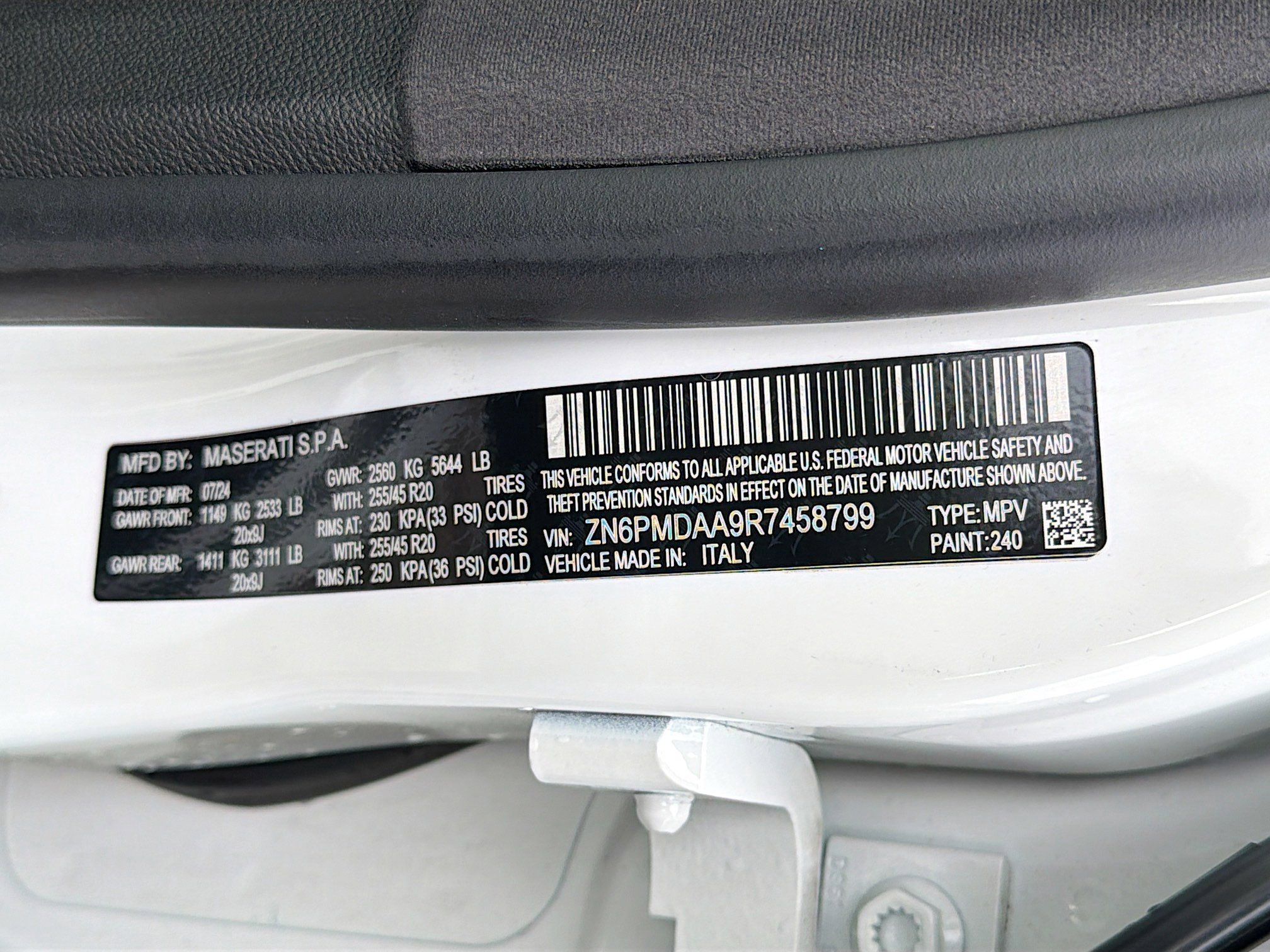 Certified 2024 Maserati Grecale GT image 44