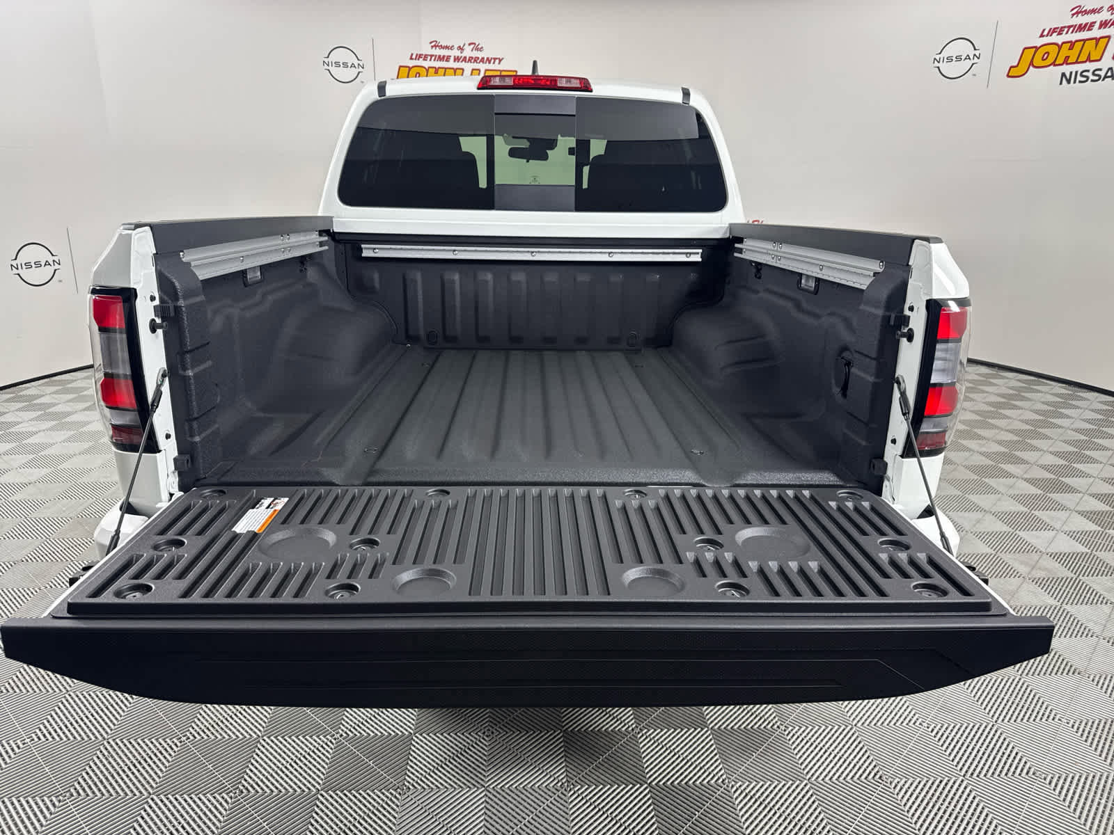 New 2026 Nissan Frontier PRO-4X image 5