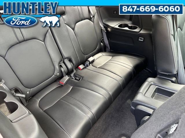 Used 2023 Honda Pilot Elite image 12