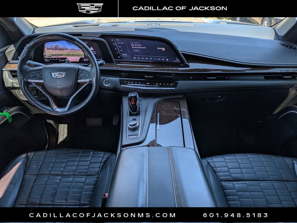 Used 2022 Cadillac Escalade ESV Premium Luxury Platinum w/ Heavy-Duty Trailer Package image 9