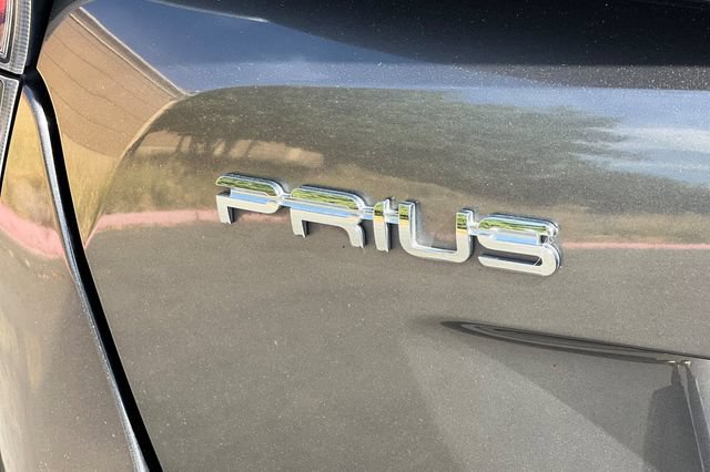 Used 2017 Toyota Prius Four FWD image 31