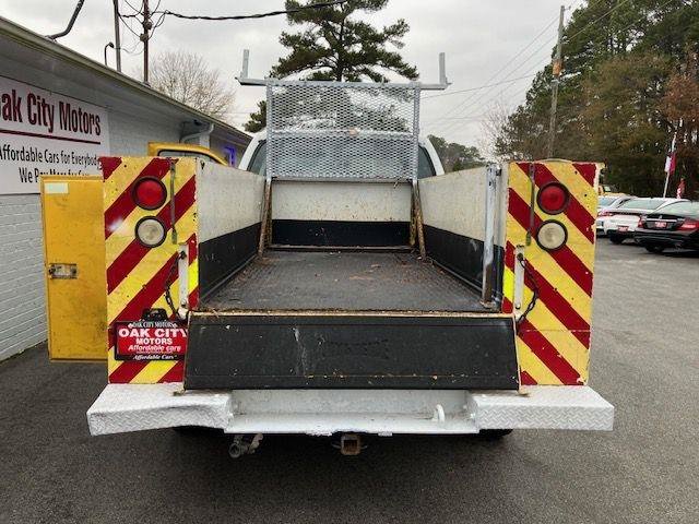 Used 2004 Ford F350 XL AWD/4WD image 14