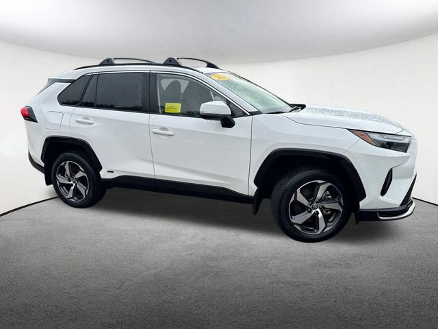 Certified 2025 Toyota RAV4 SE image 15