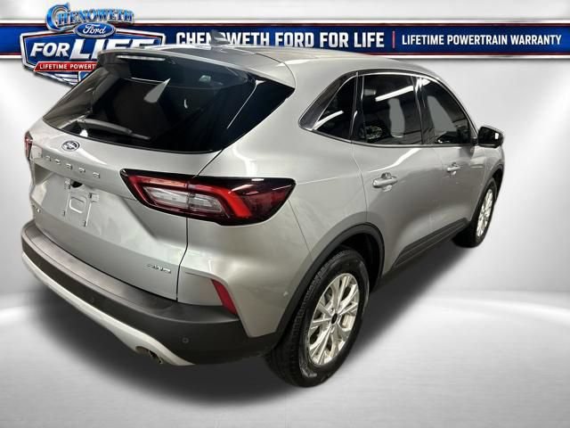 Used 2023 Ford Escape Active w/ Tech Pack #2 AWD/4WD image 6