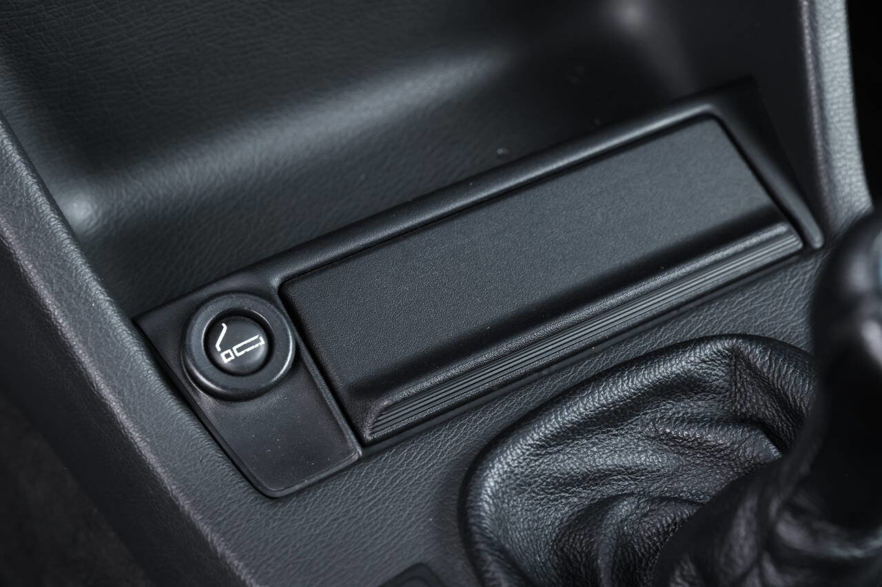 Used 1988 BMW M3 Coupe image 63