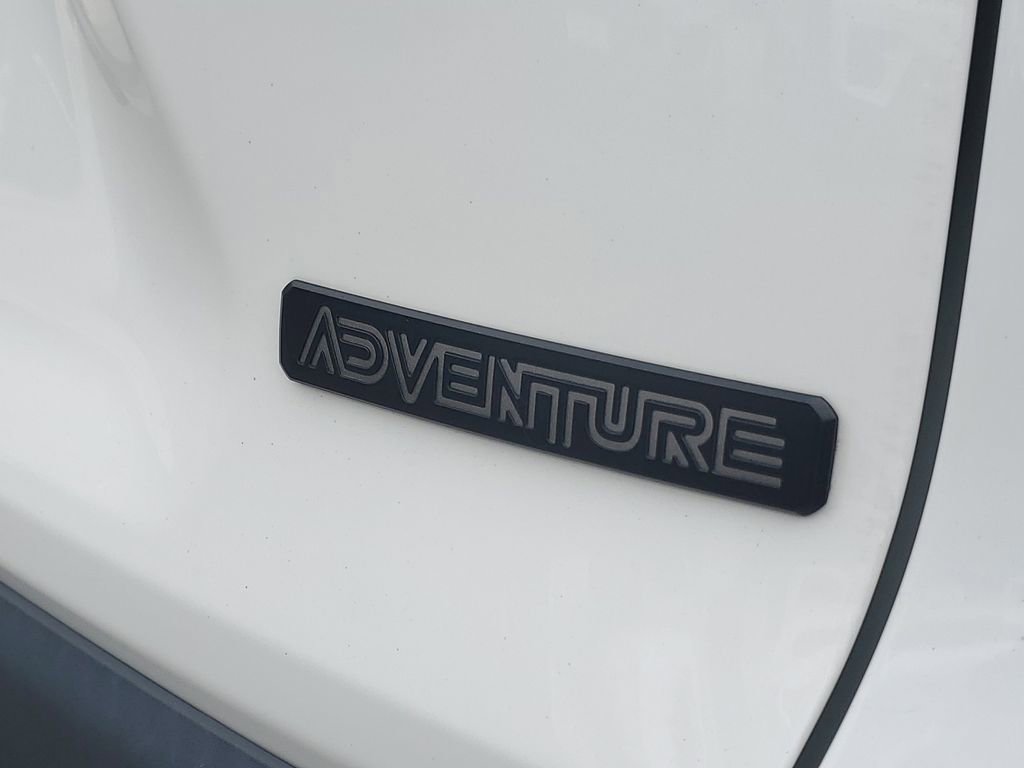 Used 2023 Toyota RAV4 Adventure image 5