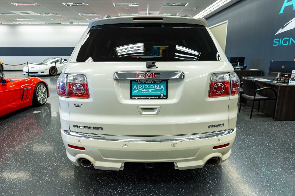 Used 2012 GMC Acadia Denali image 7