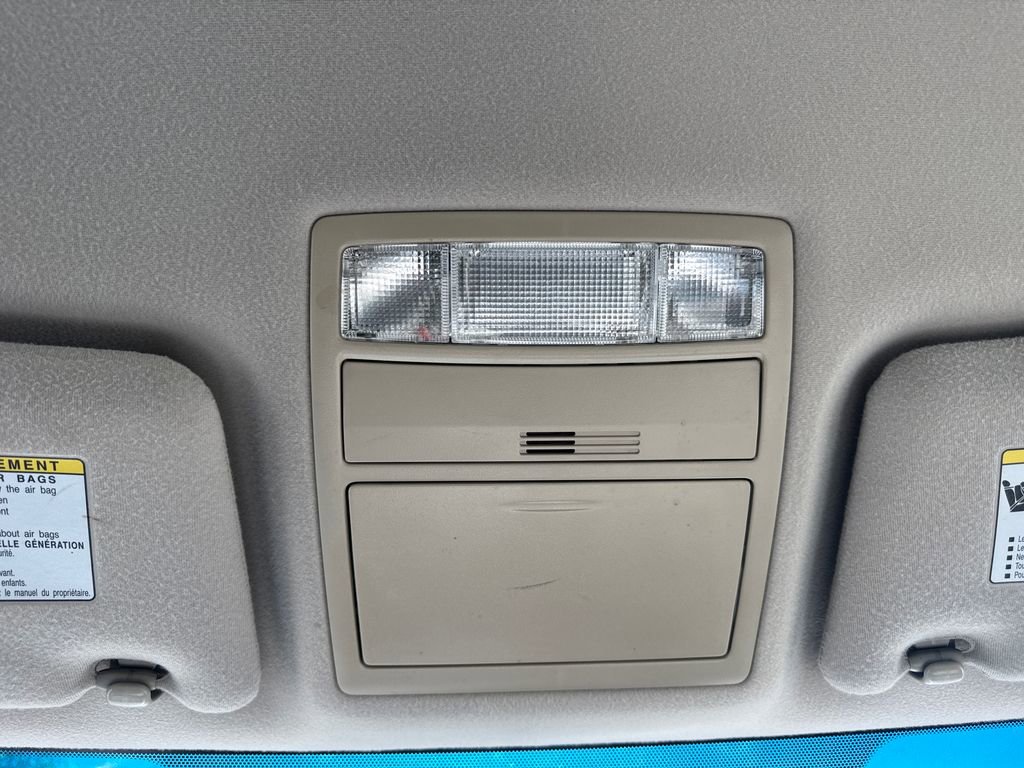 Used 2011 Toyota Camry LE FWD image 27