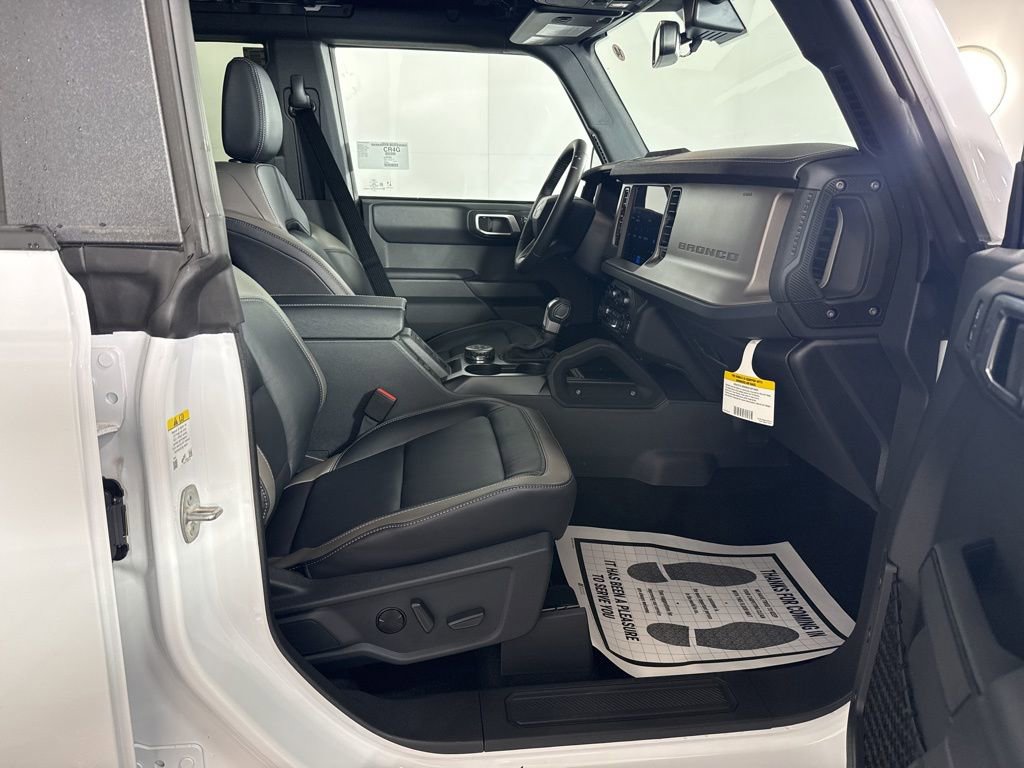 New 2025 Ford Bronco Outer Banks w/ Sasquatch Package image 15