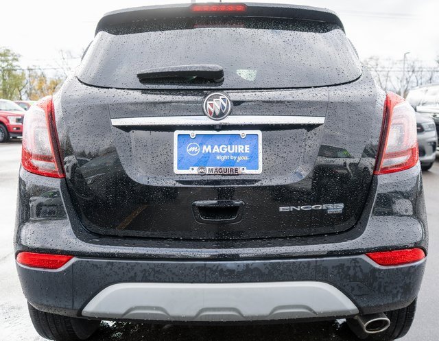 Used 2022 Buick Encore Preferred w/ Safety Package image 7