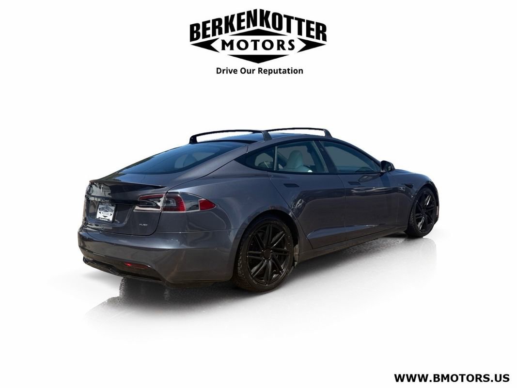 Used 2022 Tesla Model S Plaid AWD/4WD image 3