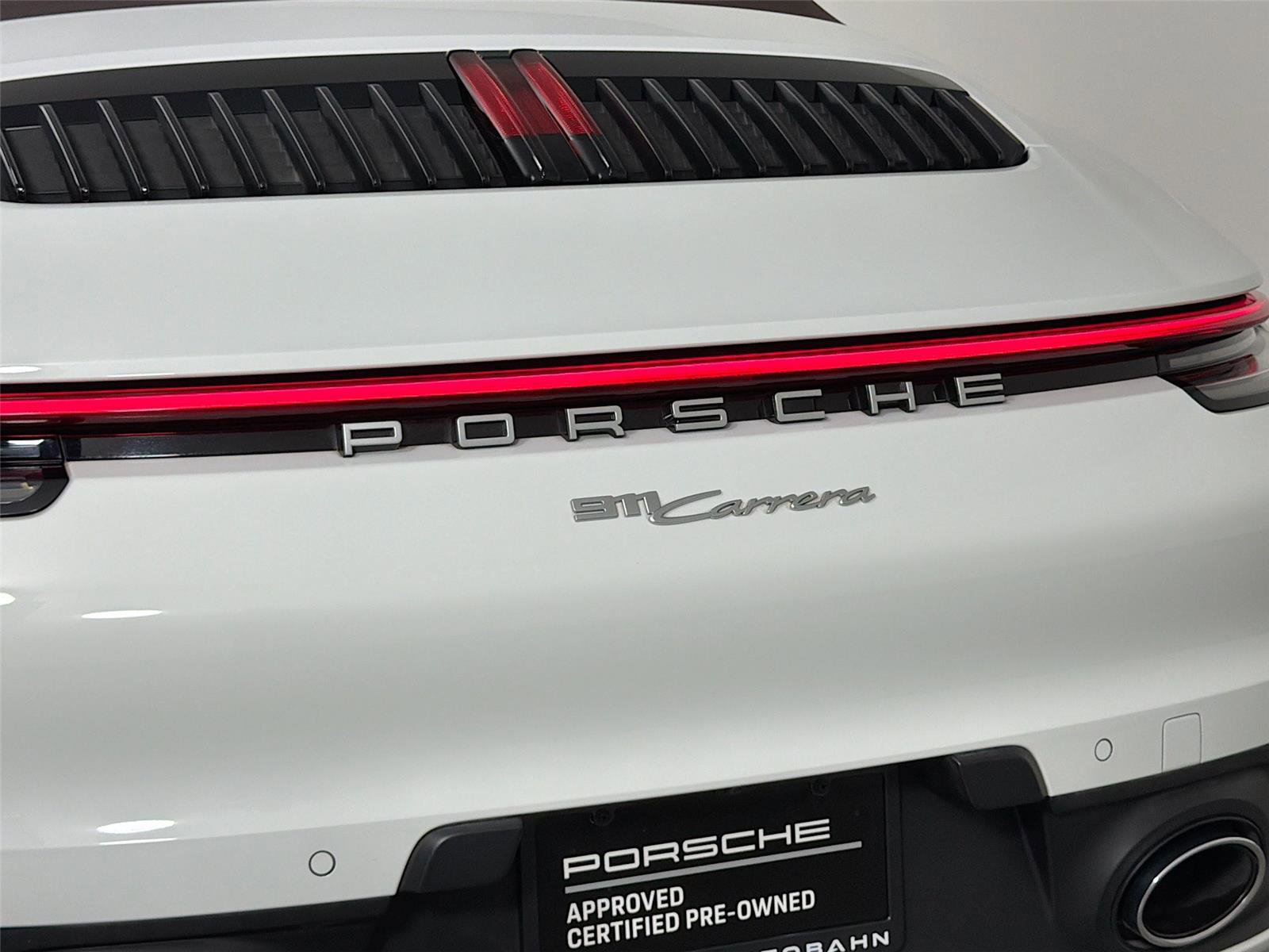 Certified 2023 Porsche 911 Carrera RWD image 17