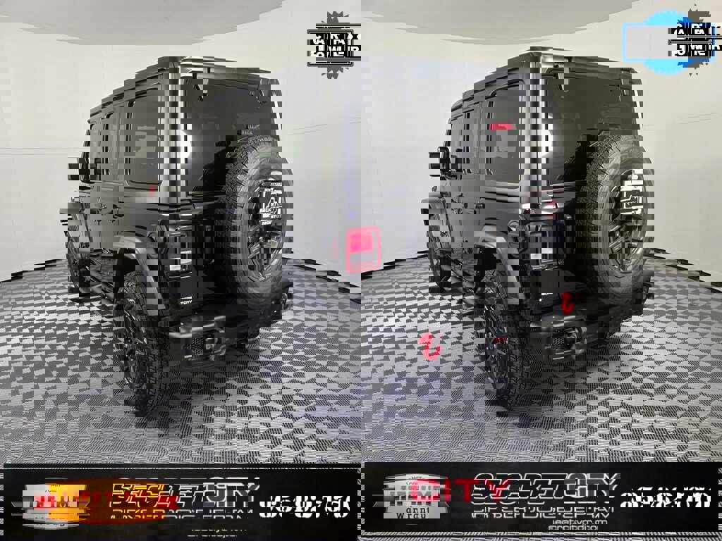 Used 2024 Jeep Wrangler Sport S image 5