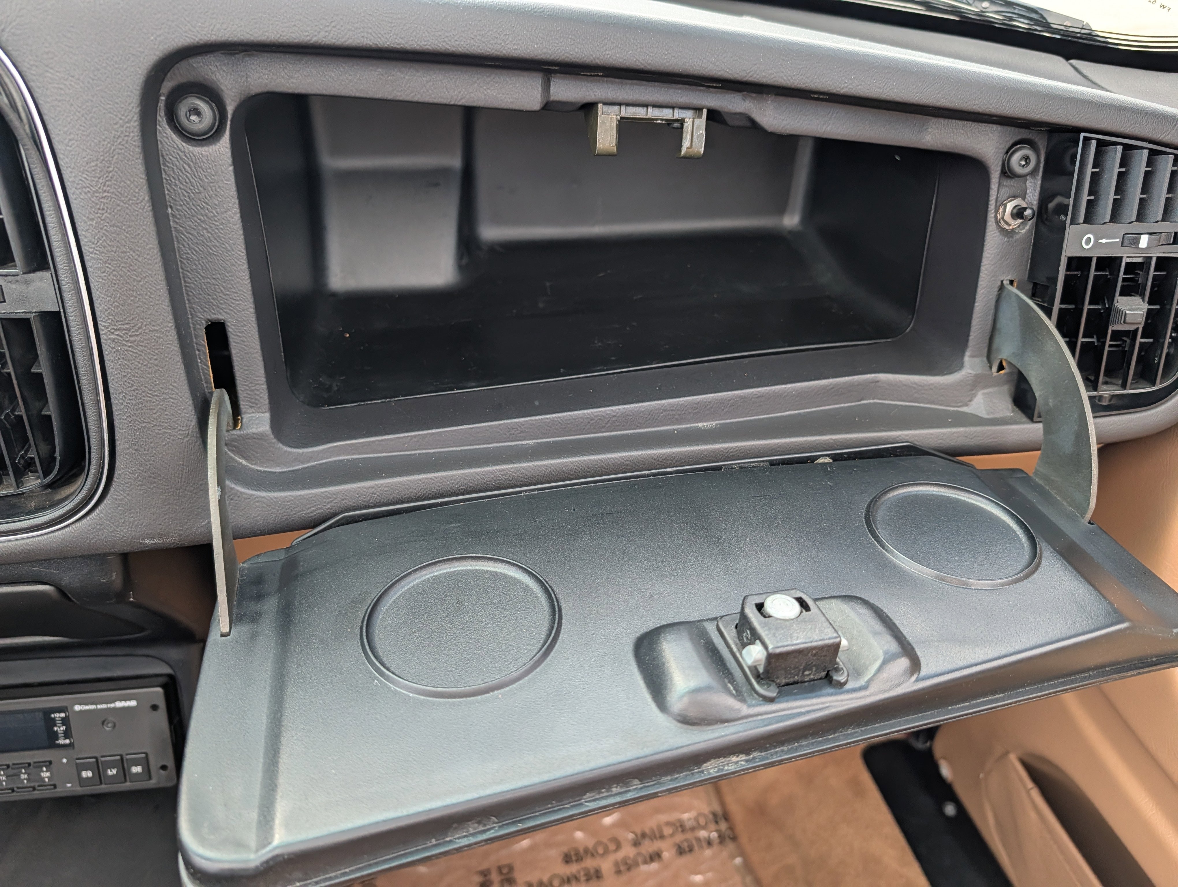 Used 1990 Saab 900 Turbo image 40