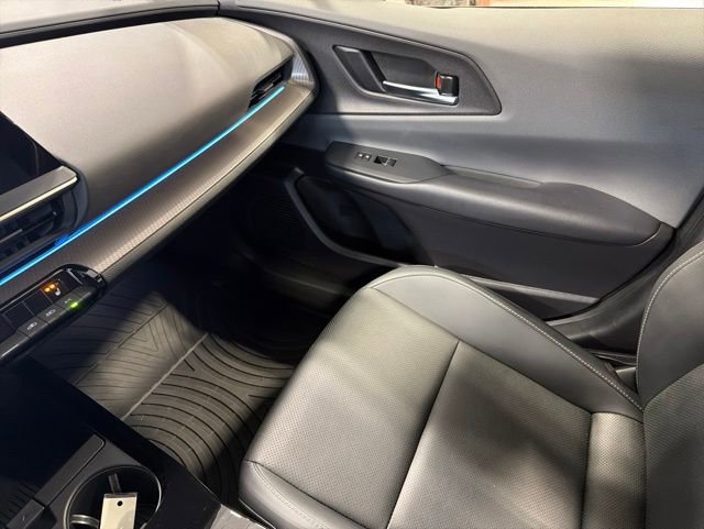 Used 2023 Toyota Prius XLE AWD/4WD image 21