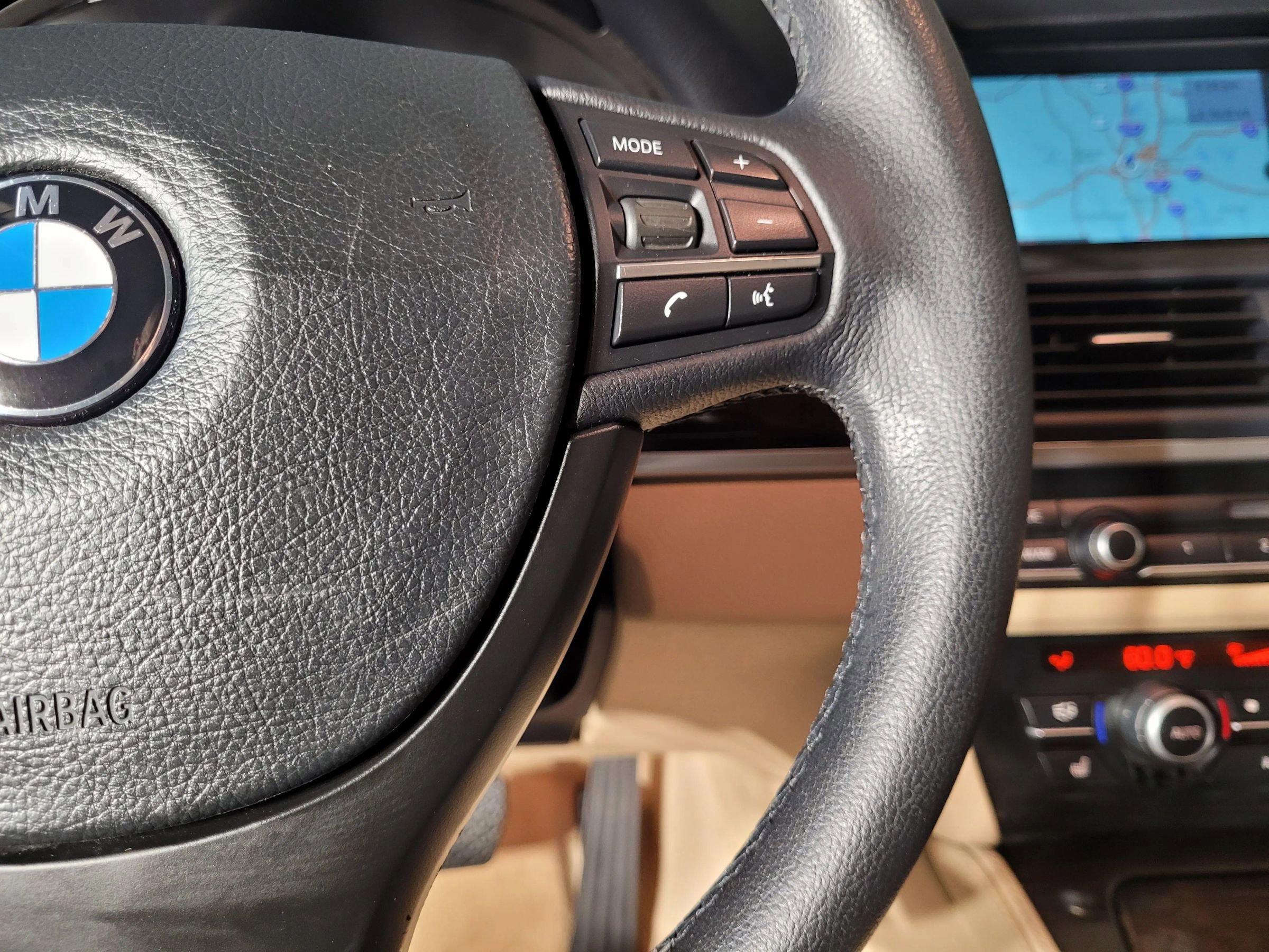 Used 2012 BMW 528i Sedan image 28