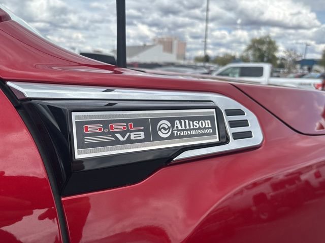 Used 2025 GMC Sierra 3500 SLT w/ SLT Premium Package AWD/4WD image 38