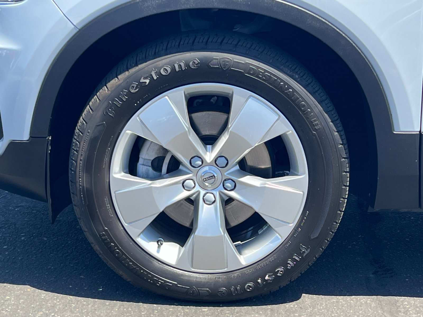 Used 2021 Volvo XC40 T5 Momentum AWD/4WD image 25