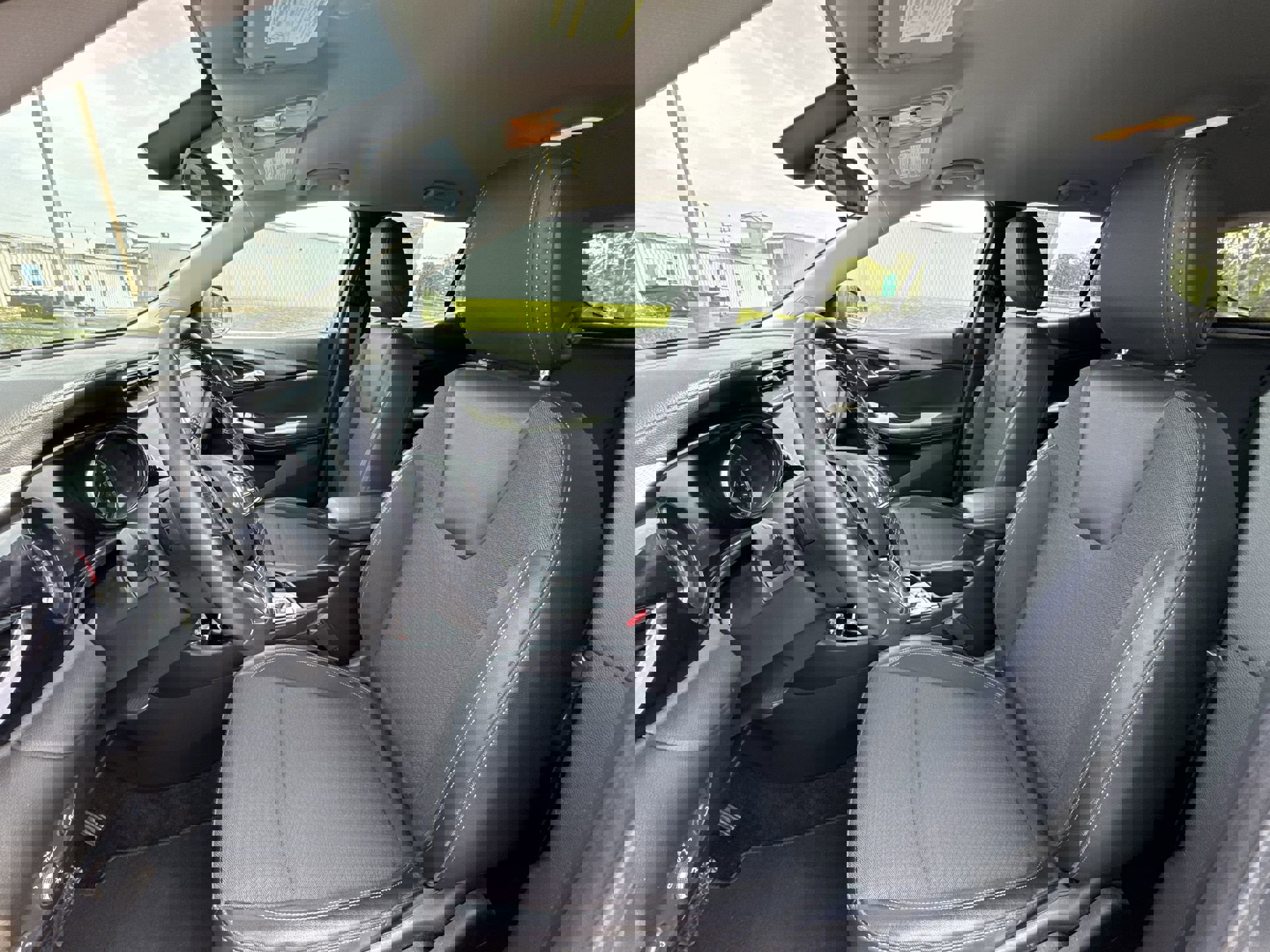 Used 2021 Buick Encore GX Preferred w/ Sport Touring Package image 11