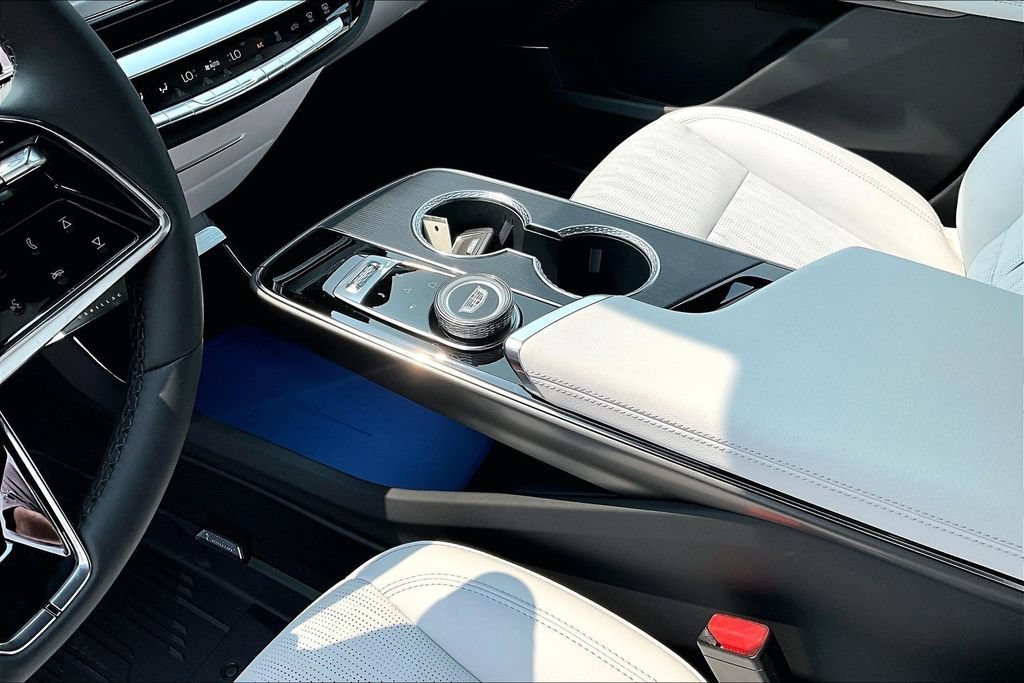 New 2026 Cadillac Lyriq Sport w/ LPO, Floor Liner Package AWD/4WD image 8