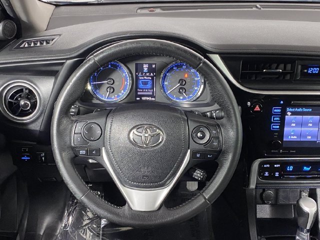 Certified 2018 Toyota Corolla SE w/ SE Premium Package FWD image 18