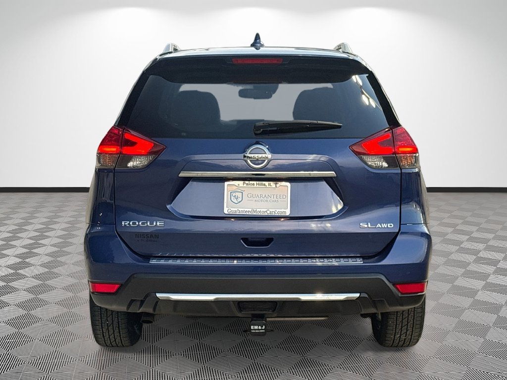 Used 2017 Nissan Rogue SL w/ SL Premium Package AWD/4WD image 9