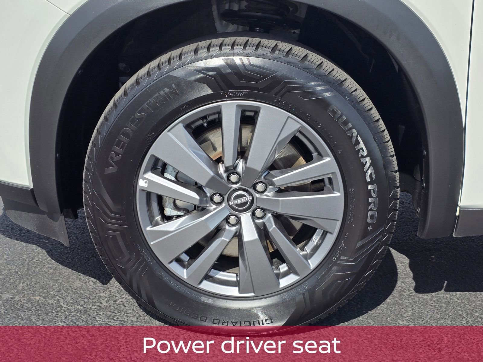 Used 2025 Nissan Pathfinder SV AWD/4WD image 10