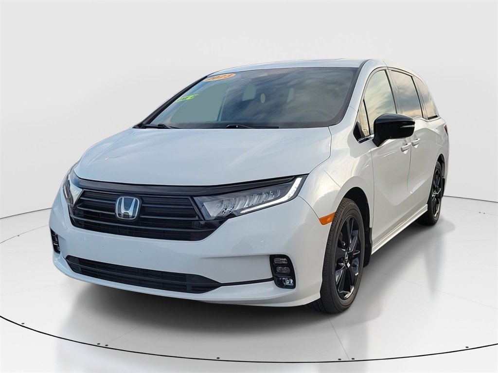 Used 2023 Honda Odyssey Sport image 2