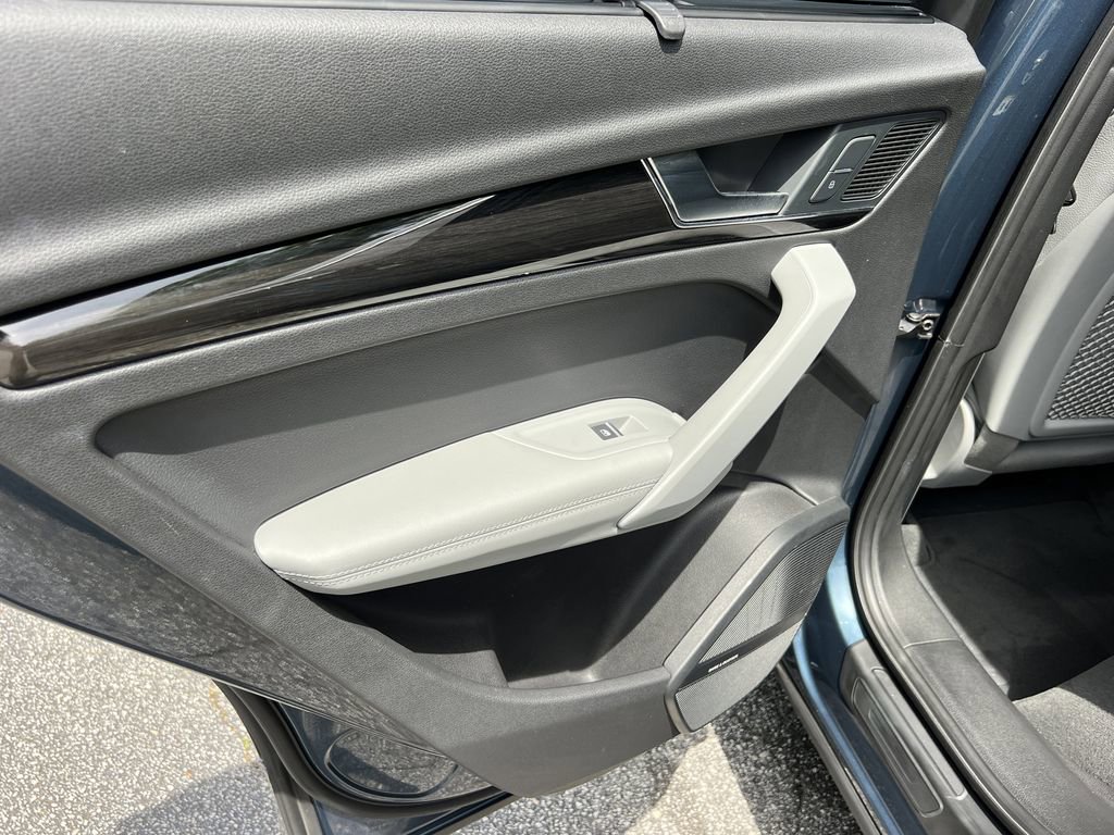 Used 2018 Audi Q5 Prestige AWD/4WD image 18