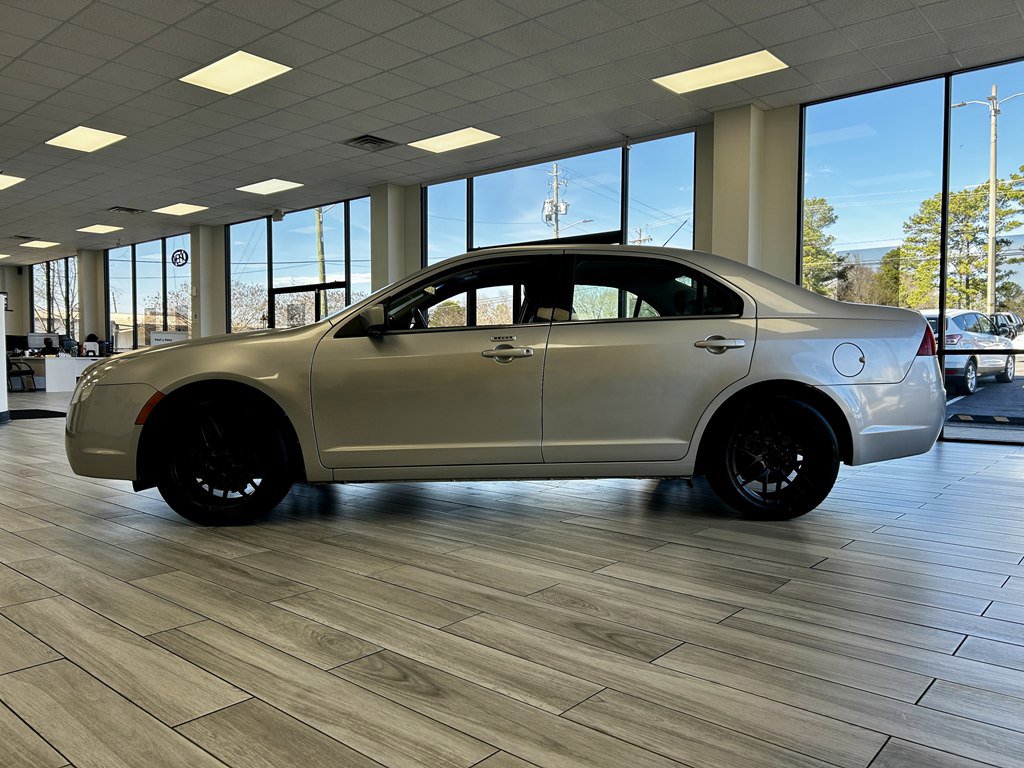 Used 2011 Mercury Milan Premier image 4