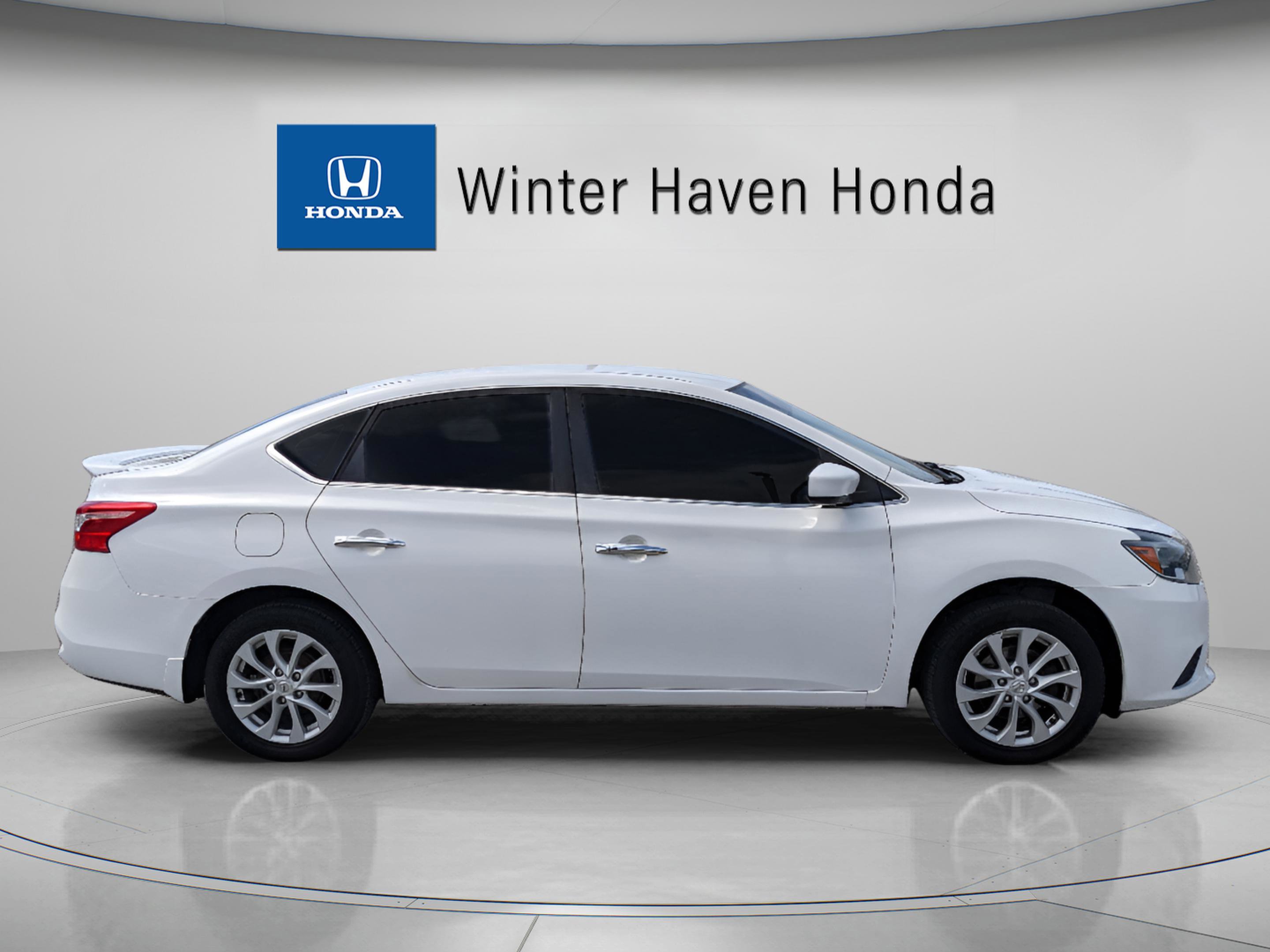 Used 2018 Nissan Sentra SV image 9