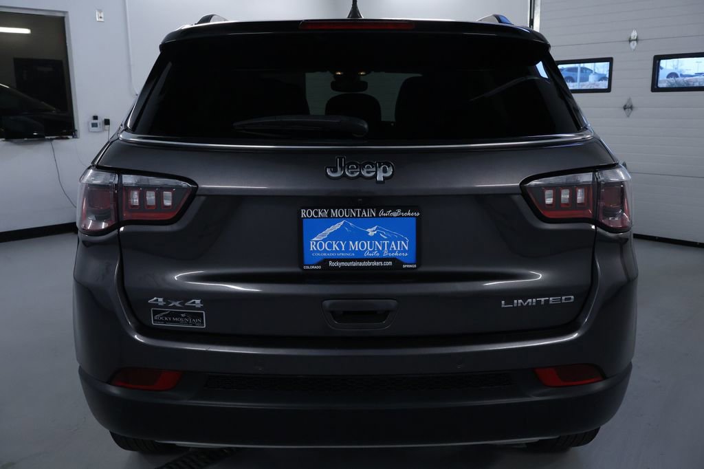 Used 2023 Jeep Compass Limited image 6