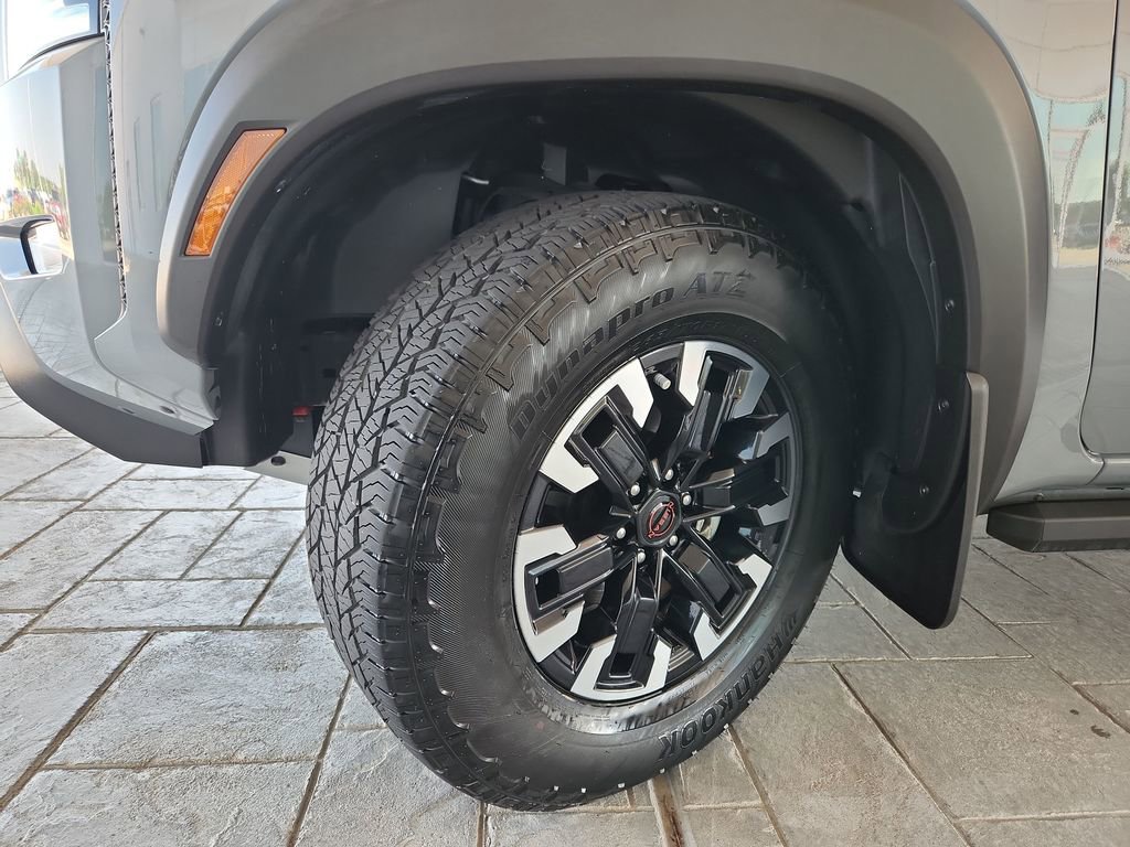 Certified 2023 Nissan Frontier PRO-4X w/ Pro Convenience Package AWD/4WD image 32