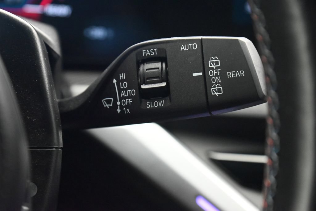 Used 2023 BMW XM AWD/4WD image 26