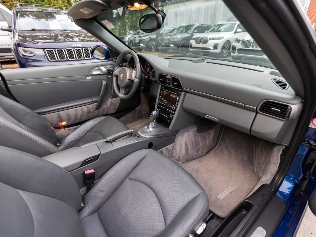 Used 2009 Porsche 911 Carrera RWD image 26
